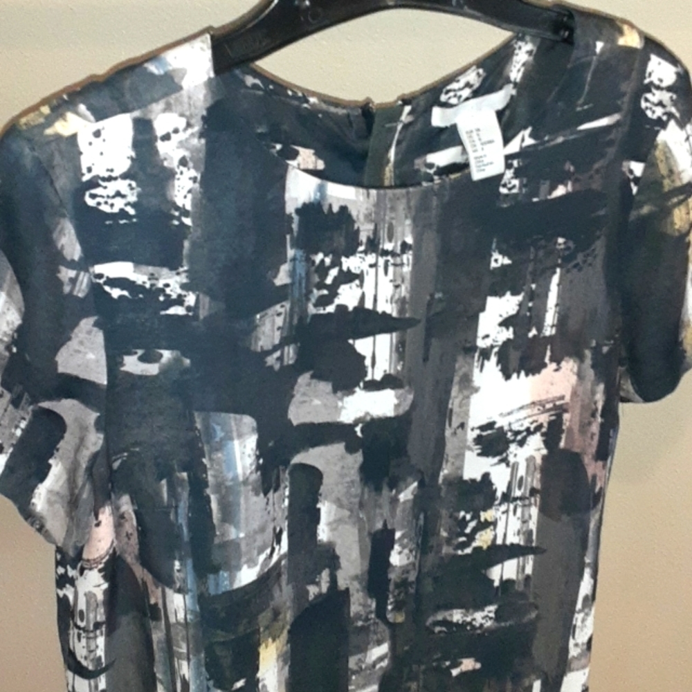H&M Contemporary blouse